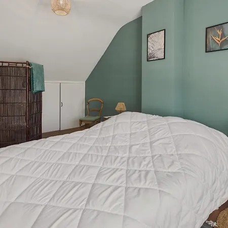 Maison Pour 4 Avec Grand Jardin - Aven *